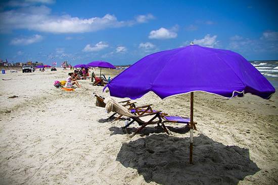 Use These Tips To Make A Day At The Beach More Comfortable 2